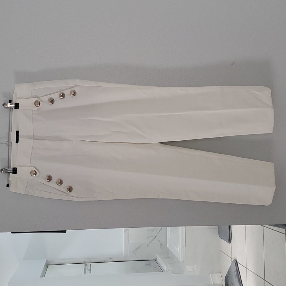 NWT- White House Black Market slacks, 28 inch waist, 25 inseam